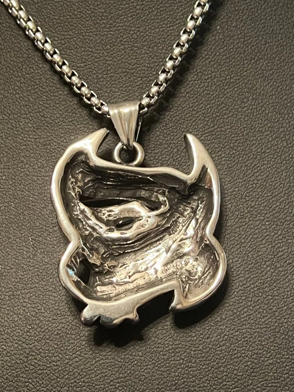 LIVE TO RIDE-RIDE TO LIVE Harley Eagle Pendant Necklace (437)
